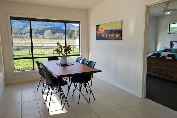 Mount Porepunkah Views