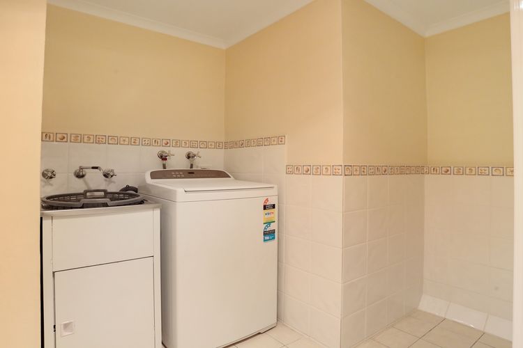 9/11  Kyeamba Street, Merimbula