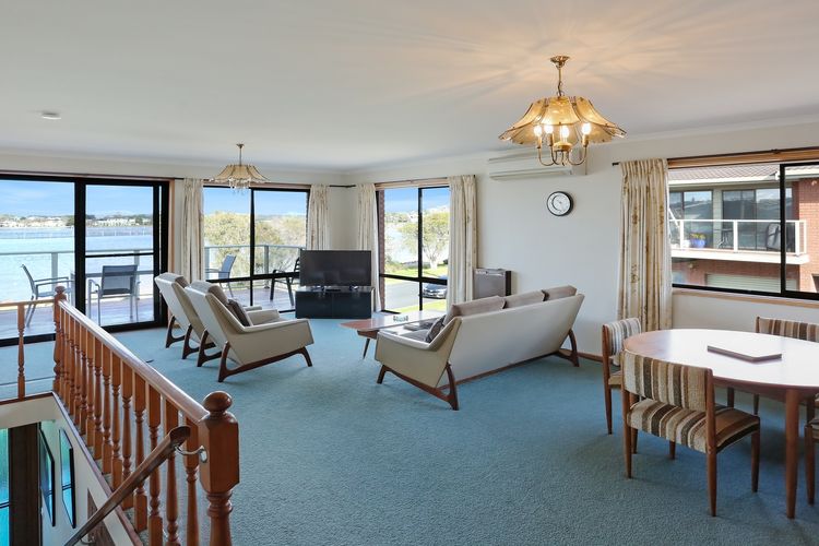 6/11  Beach Street, Merimbula