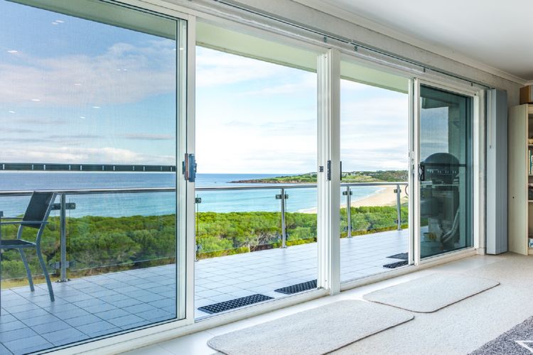 6/18 Surf Circle, Tura Beach