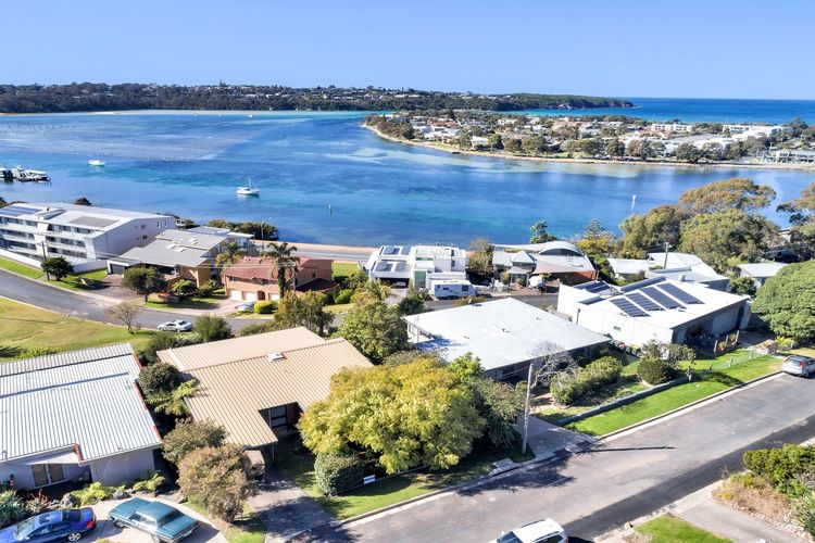 8 Carolynne Street, Merimbula