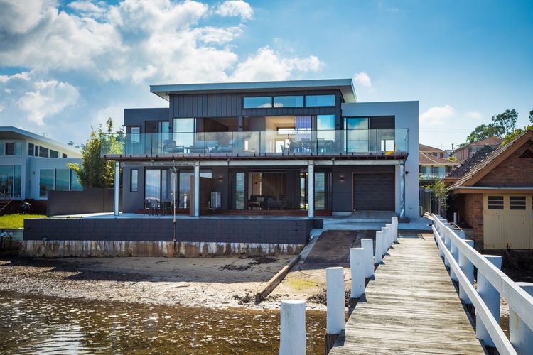 6 Main Street “SouthWind”