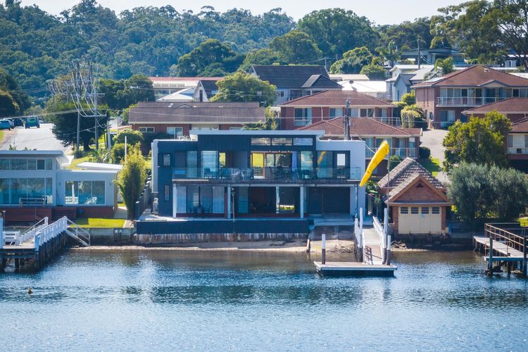 6 Main Street “SouthWind”