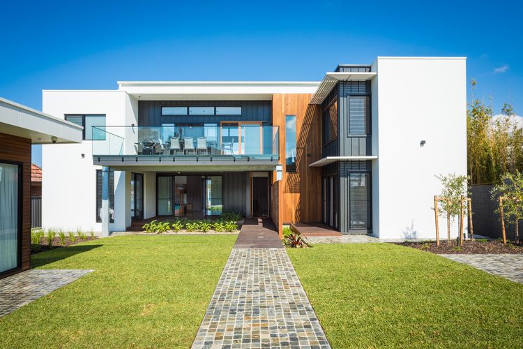 6 Main Street “SouthWind”