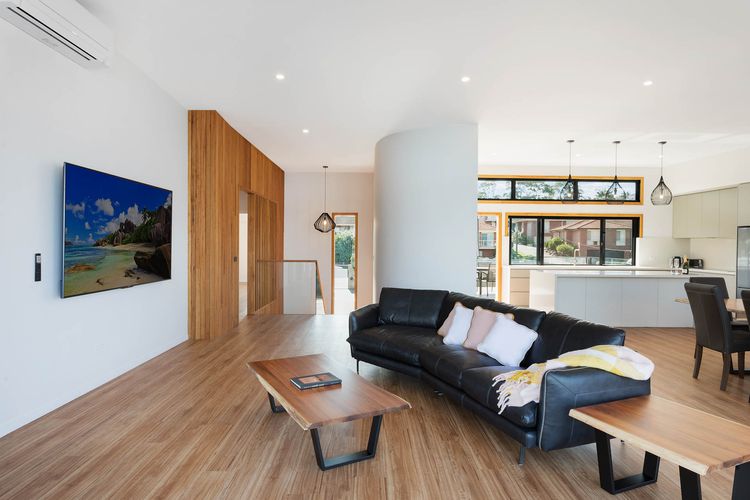 6 Main Street “SouthWind”