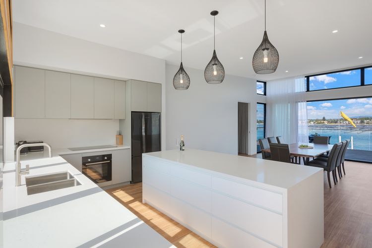 6 Main Street “SouthWind”