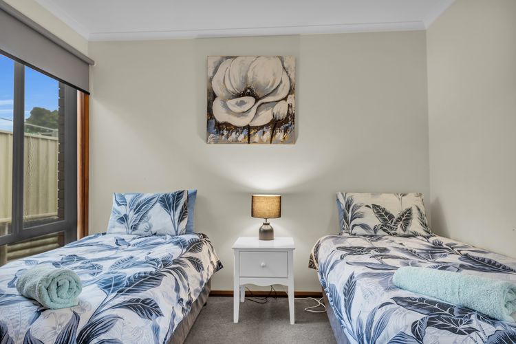 13/10 Cameron Street