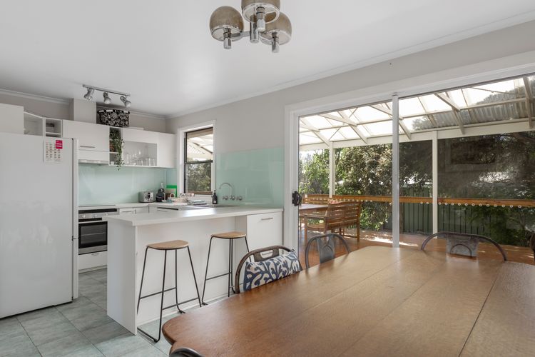 Seaside Escape – 4 Brittain St, Port Elliot