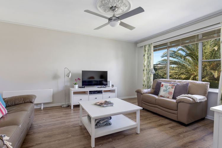 Seaside Escape – 4 Brittain St, Port Elliot