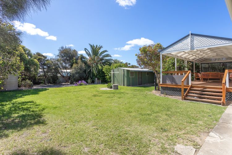 Seaside Escape – 4 Brittain St, Port Elliot