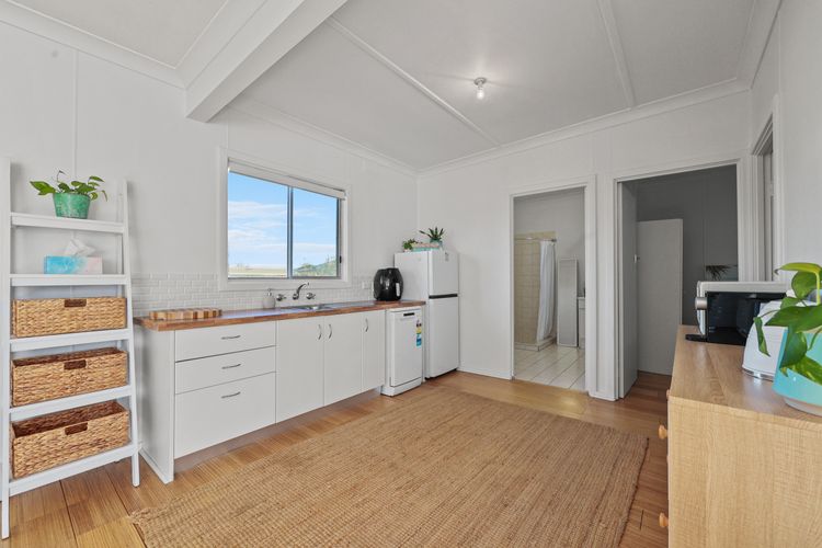 The Blue Bunyip – 3 Bunyip St , Goolwa South