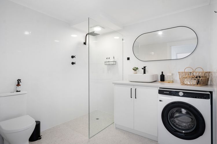 The Blue Bunyip – 3 Bunyip St , Goolwa South