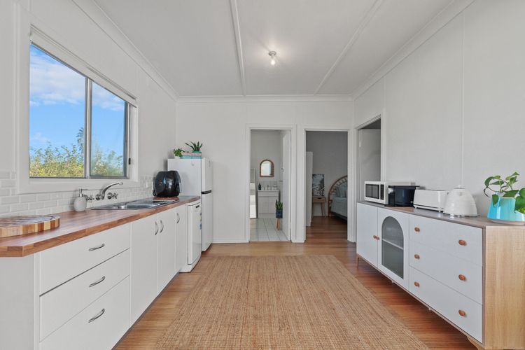 The Blue Bunyip – 3 Bunyip St , Goolwa South