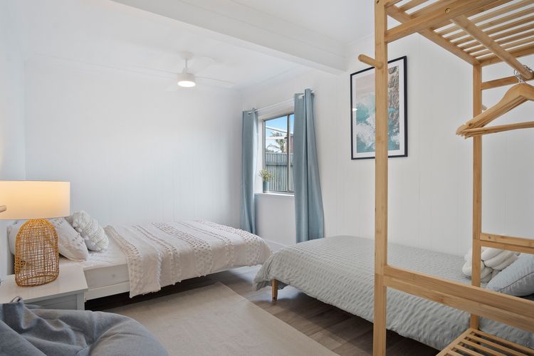 The Blue Bunyip – 3 Bunyip St , Goolwa South