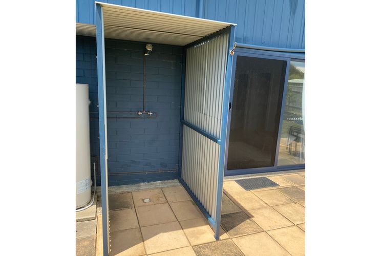 The Blue Bunyip – 3 Bunyip St , Goolwa South