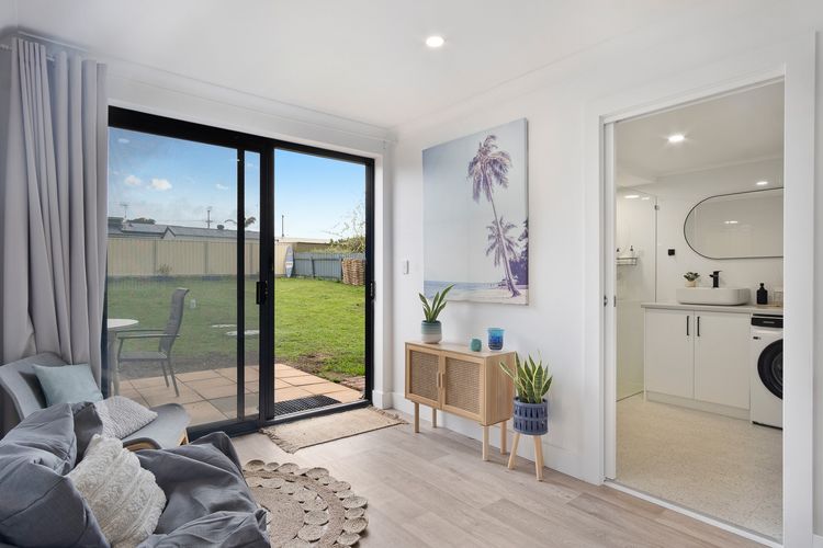 The Blue Bunyip – 3 Bunyip St , Goolwa South