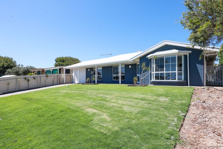 60 Beach Road, Goolwa South