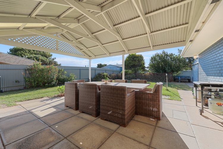 60 Beach Road, Goolwa South