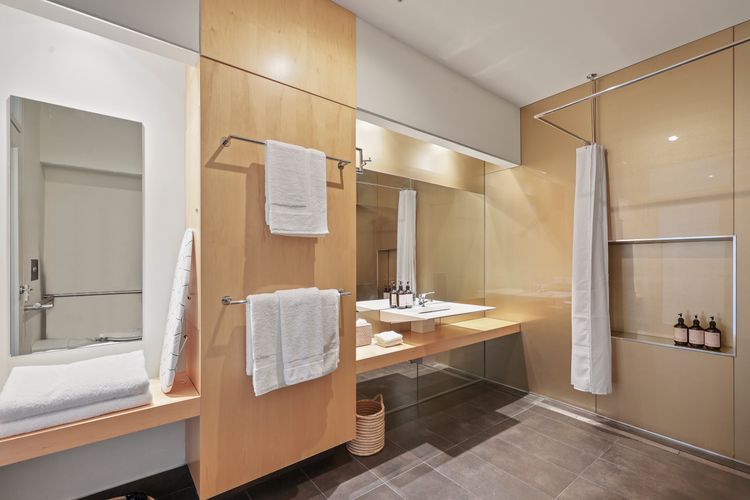 The Australasian, 1 Porter St, Goolwa