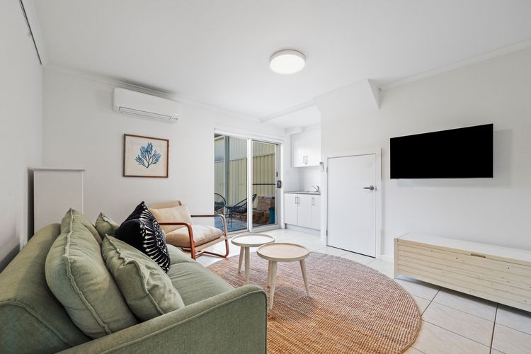 Hey Boomer – 2/8 Railway Tce, Port Elliot