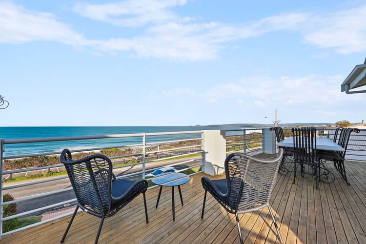 Hey Boomer – 2/8 Railway Tce, Port Elliot