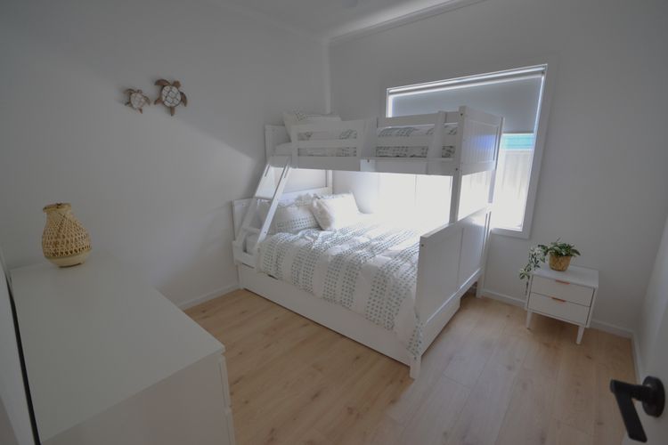 Luxury Coastal Retreat -14 Haynes Rd, Middleton