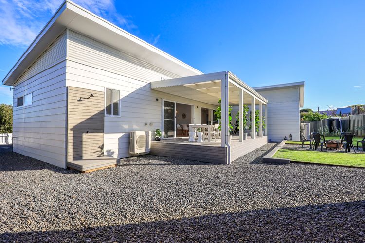 White Lotus -14 Haynes Rd, Middleton