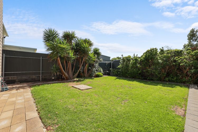 101 Padman Crs, Middleton