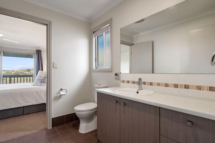 101 Padman Crs, Middleton