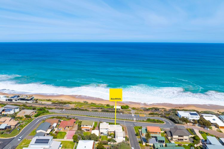 1/8 RailwayTce, Port Elliot