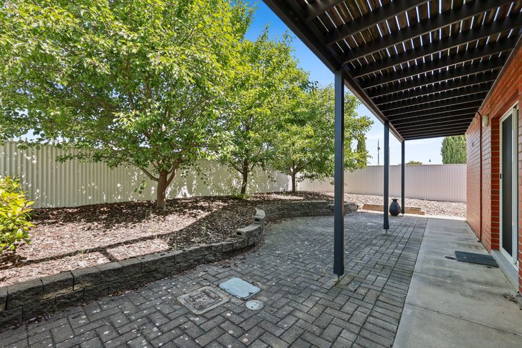 2/16 Flinders Pde, Victor Harbor