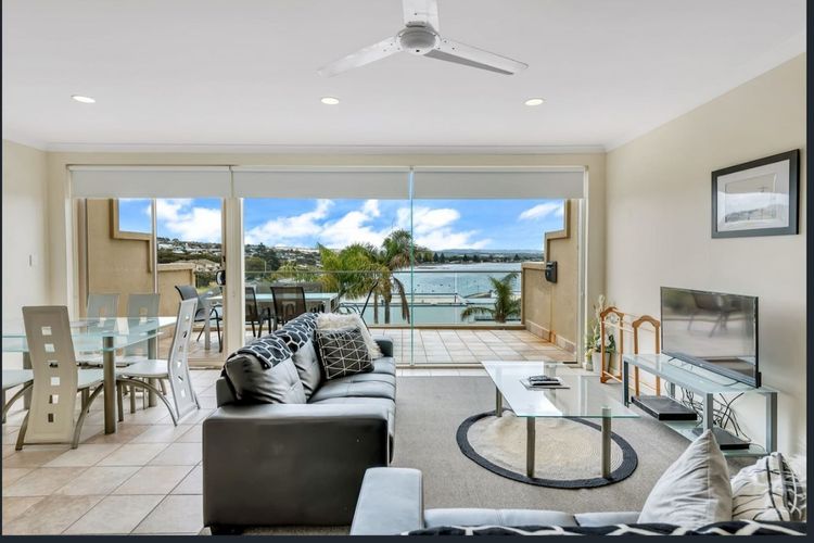 114 At the Bluff – 114/123 Franklin Pde, Encounter