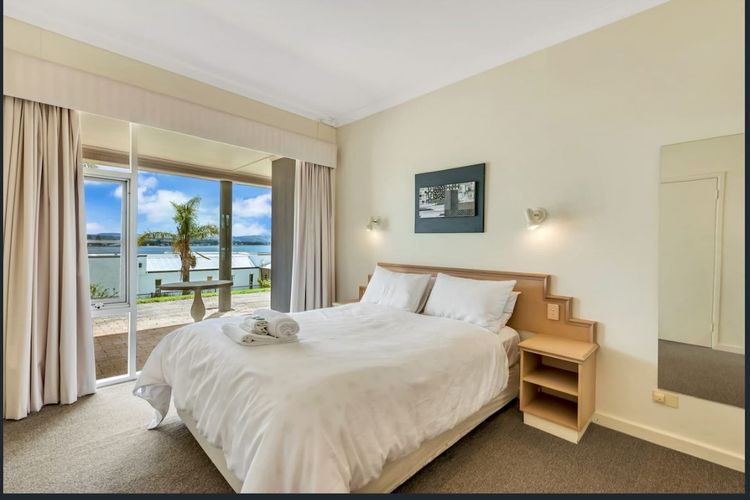 114 At the Bluff – 114/123 Franklin Pde, Encounter