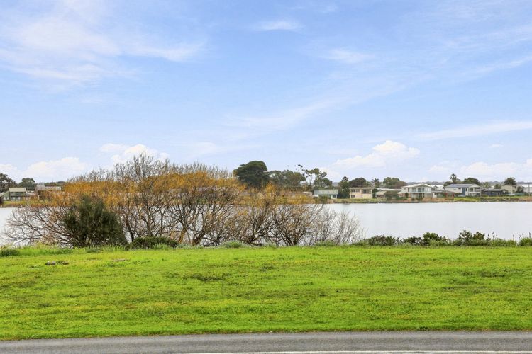 25 Captain Sturt Rd, Hindmarsh Island