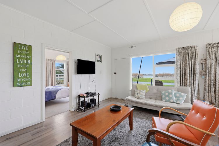 25 Captain Sturt Rd, Hindmarsh Island