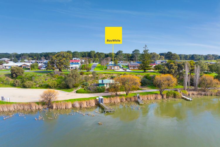25 Captain Sturt Rd, Hindmarsh Island