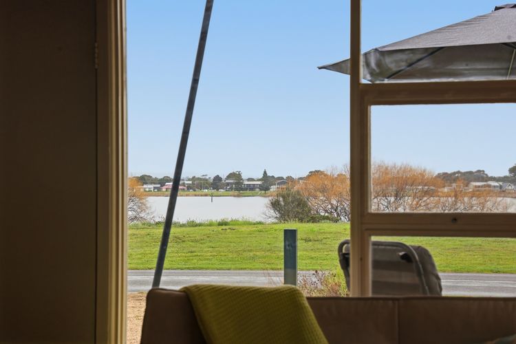 25 Captain Sturt Rd, Hindmarsh Island