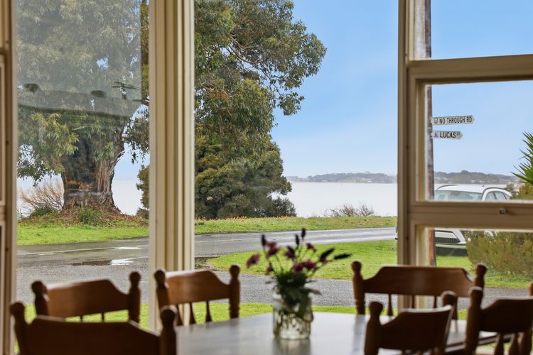 25 Captain Sturt Rd, Hindmarsh Island