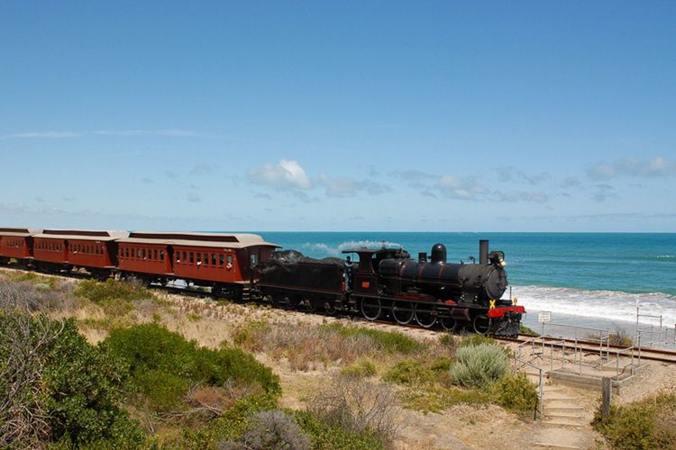 Magnificent Boomer Beach