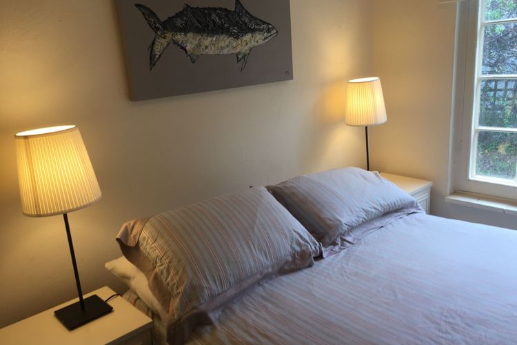 Gorgeous Stone Cottage on the Seafront