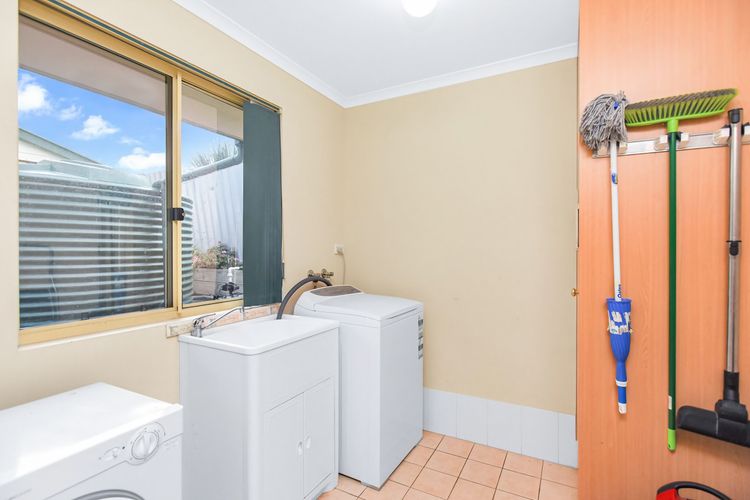 Holiday Close to the Beach Park Swimming Centre