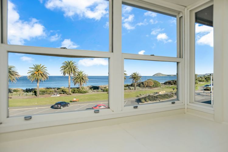 Beautiful Beach Front Townhouse