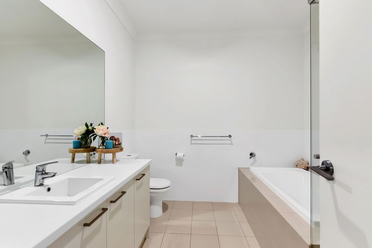 Stunning Sea Views in Excellent Location