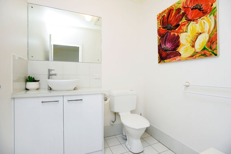 Wonderful Central Location Sea Views