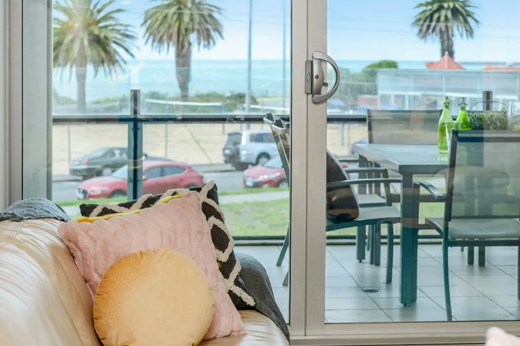 Relax in Style Comfort