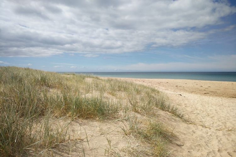 Lovely Unit with Glorious Sea Views