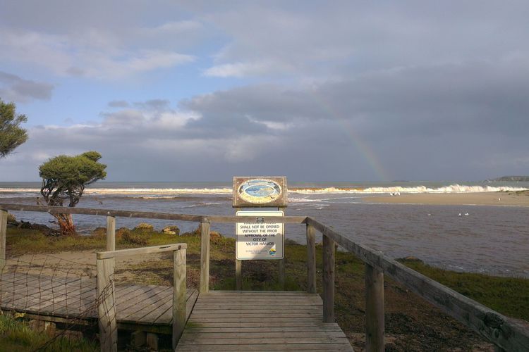 Lovely Unit with Glorious Sea Views