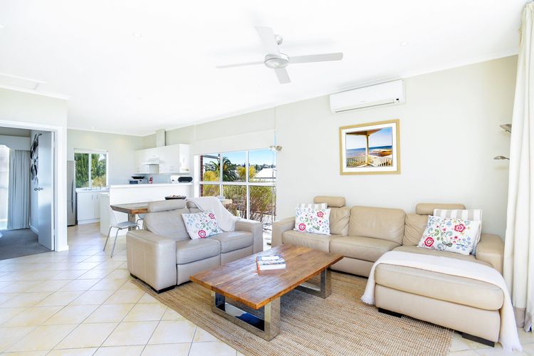 Stunning Townhouse on the Foreshore