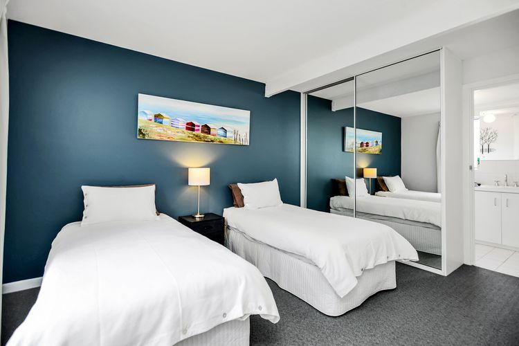 Fantastic Beachside Townhouse