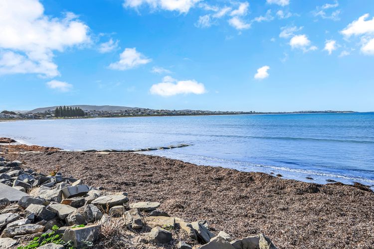 Fantastic Beachside Townhouse